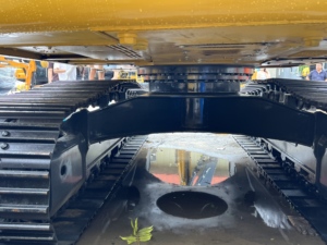 Excavatrice Komatsu PC160 d'occasion du Japon, pelle sur chenilles hydraulique, système hydraulique du moteur d'origine, équipement lourd abordable. - Product Image 3