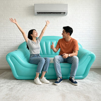 Canapé gonflable double bleu pour l'extérieur avec un design minimaliste moderne en PVC pour le camping, les pique-niques et les hôtels