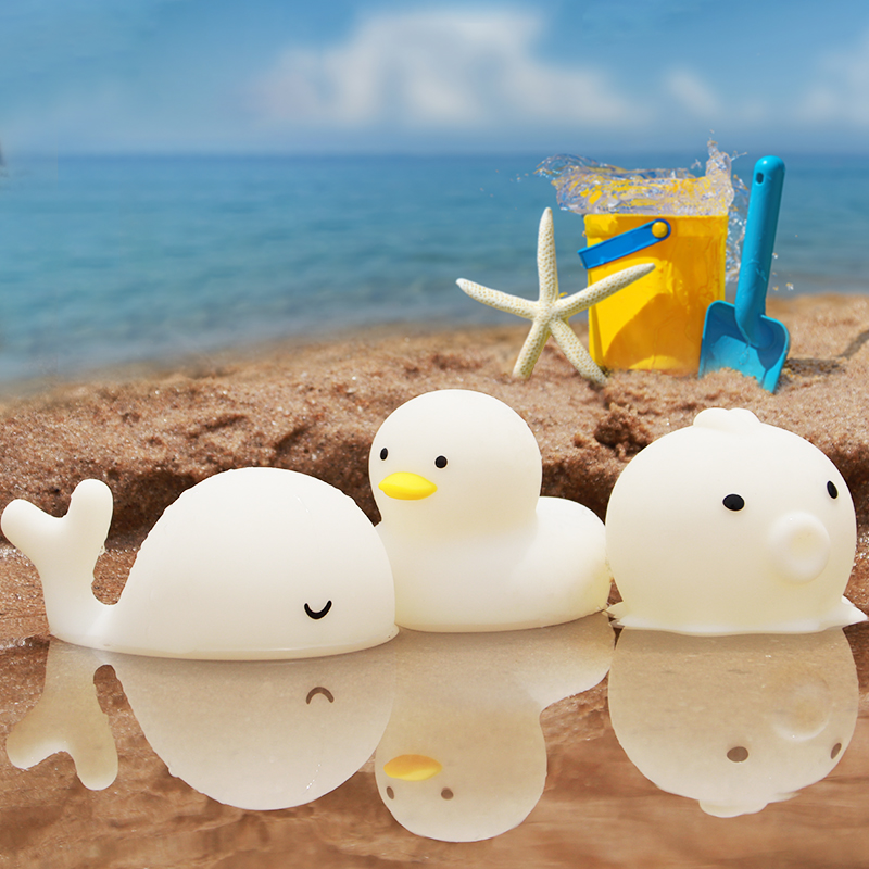 Summer Baby Bathtub Shower Toys Bathtime Fun Learning Education Toys silicone Decorative Mini Night lamp Bath Toys for Kids