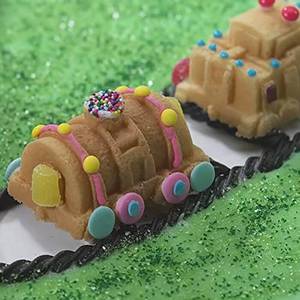 Food Grade Silicone Nordic Railway Train <b>Cake</b> Pan <b>Mold</b> for Children's Birthday Party - Product Image 6