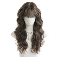 Nouvelle perruque synthétique 2026 de style coréen, longue de 60 cm, ondulée avec frange, brun froid, pour femmes