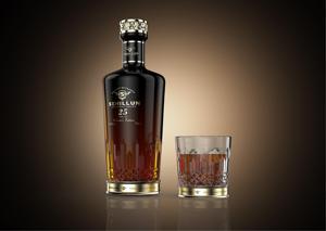 Bottiglia di Vetro per <span class=keywords><strong>Whisky</strong></span> e Brandy Personalizzata con Logo, Vendita all'Ingrosso, Vetro Nero con Tappo in Sughero - Product Image 5