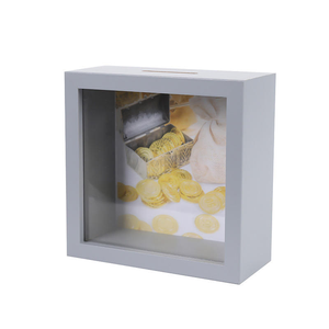 Al por mayor Hucha de ahorro cuadrada de madera blanca con ranura para monedas para niños y adultos, MOQ flexible, suministro directo de fábrica - Product Image 1