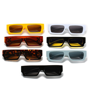 Nouvelles Lunettes <span class=keywords><strong>de</strong></span> <span class=keywords><strong>Soleil</strong></span> Carrées <span class=keywords><strong>de</strong></span> Luxe Surdimensionnées Sans Monture, Design Vintage <span class=keywords><strong>avec</strong></span> Chaîne en Alliage, pour Femmes – Vente en Gros - Product Image 5