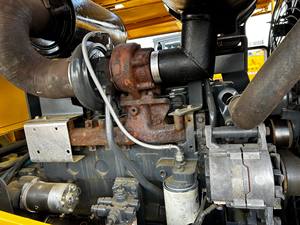 <span class=keywords><strong>Komatsu</strong></span> <span class=keywords><strong>WA320</strong></span> Wheel <span class=keywords><strong>Loader</strong></span> <span class=keywords><strong>3</strong></span> Ton Front <span class=keywords><strong>Loader</strong></span> Berkualitas Tinggi Bekas Asli Jepang Model 2019 Mesin Motor - Product Image 3