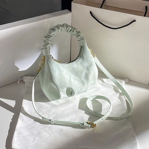 Sacs fourre-tout pour femmes, sac à bandoulière décontracté imperméable avec doublure en PU, sac messager, sac bandoulière pour dames, sac d'école en cuir pour filles - Product Image 4