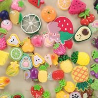Breloques en résine Kawaii en forme de fruits en gros, accessoires de décoration DIY pour colle crème, embellissements pour scrapbooking, fournitures d'artisanat