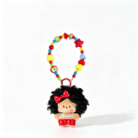 Porte-clés en peluche mignon avec poupée aux cheveux bouclés, bracelet perlé coloré, breloque de sac Kawaii, pendentif de sac à dos multi-styles, cadeau
