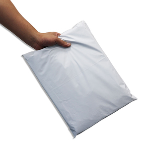 Self Adhesive <b>PE</b> 2 Mil Silk Screen Printed Mailing Bag Shirt <b>Shoes</b> Protection During Delivery - Product Image 2