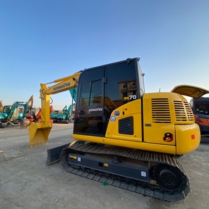 Presque neuf, économique en carburant, pas cher, excavatrice sur chenilles Komatsu PC70 de 7 tonnes d'occasion, moteur pour usage agricole et domestique - Product Image 1