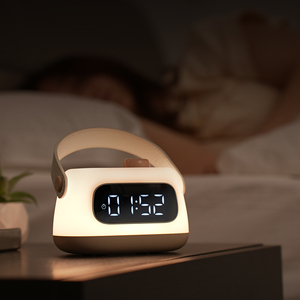 Lámpara de Noche LED Portátil de Lujo con Base, Reloj Despertador de Mano, Temporizador Inteligente, Lámpara de Mesa para Camping de 10000mAh, Lámpara de Cama Automática - Product Image 6