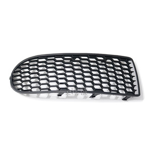 Rejilla de cubierta de faro antiniebla para Volkswagen Beetle, malla inferior del parachoques delantero, material PP negro, lado del conductor izquierdo y del pasajero derecho - Product Image 1