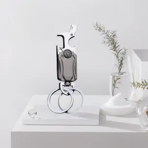 Gantungan Kunci Carabiner Tugas Berat Kustom dengan Cincin Ganda Putar, Klip Kunci Pria untuk Tempat Kunci Mobil, Hadiah Promosi Bisnis - Product Image 6