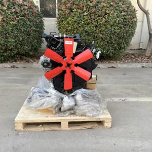 Ensemble moteur diesel d'origine 4BTAA3.9, 3,9 L, 4 cylindres, refroidissement par air, démarrage au pied avec pompe VE, moteur complet importé en stock - Product Image 1