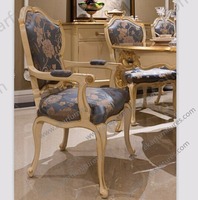 Chaise de salle à manger rétro en bois massif de style européen classique, mobilier royal luxueux, chaise de restaurant antique