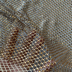 Chất Lượng Cao Diamante 4*4 Mm Vuông Pha Lê <span class=keywords><strong>Rhinestone</strong></span> Bao Phủ Vải Lưới - Product Image 5