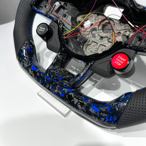 Volant en fibre de carbone forgée bleu LED avec bouton de démarrage et de changement de mode pour Volkswagen MK7 Golf 7 GTI GTE GTD GT - Product Image 3