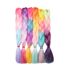 Peluca Trenzada <span class=keywords><strong>de</strong></span> Fibra Holográfica <span class=keywords><strong>de</strong></span> Alta Temperatura, Color Degradado, Larga <span class=keywords><strong>de</strong></span> 20 Pulgadas, Venta al Por Mayor <span class=keywords><strong>de</strong></span> Fábrica, Alta Calidad - Product Image 1