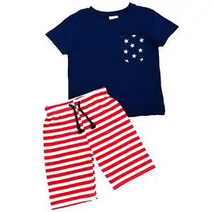 卸売男の子服セットブティック愛国心が強い服卸売黒Tシャツと赤ストライプショーツベビーブティック衣装