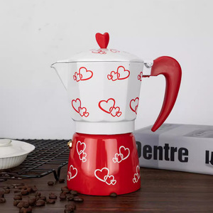 <span class=keywords><strong>Cafetera</strong></span> Moka de Aluminio con Diseño de Corazón Personalizado, <span class=keywords><strong>Cafetera</strong></span> <span class=keywords><strong>Italiana</strong></span> Clásica para Estufa de <span class=keywords><strong>3</strong></span>/6/9 <span class=keywords><strong>Tazas</strong></span>, Venta Directa de Fábrica al por Mayor - Product Image 2