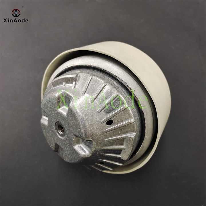 221 240 11 17 W221 W212 M272 M273 Engine Mount For Mercedes Benz  