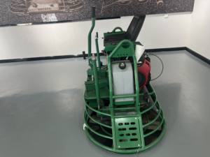 Macchina Livellatrice <span class=keywords><strong>per</strong></span> Calcestruzzo a Benzina con Motore da 24HP, Nuova o Usata, con Sistema di Rotazione a <span class=keywords><strong>Elicottero</strong></span> - Product Image 6