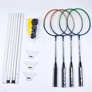 Ensemble de <span class=keywords><strong>badminton</strong></span> pour <span class=keywords><strong>4</strong></span> <span class=keywords><strong>joueurs</strong></span> avec raquettes, volants, poteaux, filet et sac - Product Image 4