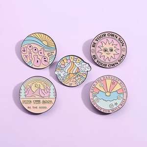 Custom Design Anime Dierenliefhebbers Stijl Broches Pins Gepersonaliseerde Zinklegering Hard Zacht Email Pinnen Metalen Ambachten Voor Katten Hondenliefhebbers - Product Image 3