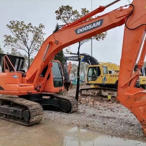รถขุดไฮดรอลิก Doosan DH225LC-9E มือสอง พร้อมเครื่องยนต์ ปั๊ม และมอเตอร์ - น้ำหนัก 22.5 ตัน ใช้งาน 1900 ชั่วโมง ขาย - Product Image 2