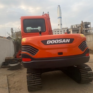 Mini-excavatrice d'occasion Doosan DX80 à bas prix avec pelle à pouce, mini-excavatrice coréenne d'occasion 8 tonnes Doosan - Product Image 3