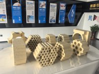 Briques réfractaires en aluminate, avec une teneur en aluminium ≥ 80 %, résistantes aux températures jusqu'à 1600 °C ℃ .