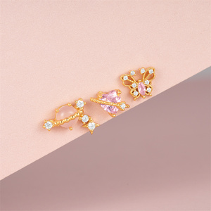 CANNER Nuevos Pendientes de Corazón, Planeta, Corona y Mariposa con Circonita Rosa para Mujer, Regalo, Joyería para Piercing de Cartílago y Hélice con Cierre de Rosca - Product Image 2