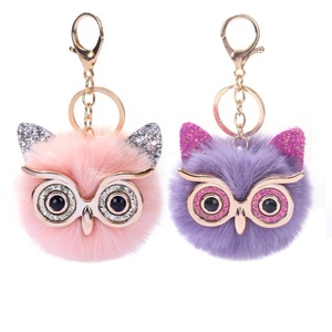 Porte-clés pour sac à main pour femme avec pendentif boule hibou à paillettes dorées, personnalisable, vente en gros, mode, pompon coloré, boule en fausse fourrure - Product Image 1