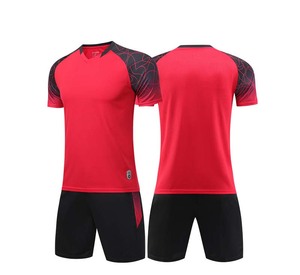 Vêtements de sport, survêtement de football par sublimation, maillot de football personnalisé pour hommes, maillot de football et de soccer imprimé, fabriqué en Chine - Product Image 2