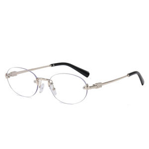 Gafas ovaladas sin marco Qianai para mujer, gafas de lectura de Metal antiluz azul con diseño del alfabeto inglés D5-6373 - Product Image 4