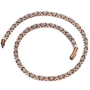 قلادة عصرية مطلية بالنحاس العتيق مع زركون على شكل ورقة البرسيم، سلسلة للجنسين مناسبة للذكرى السنوية - Product Image 4