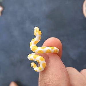 Anillo de Dedo Índice Moderno de Aleación con Diseño Creativo de Serpiente de Boca Abierta, Estilo Nicho Animal, para Hombres y Mujeres - Product Image 3