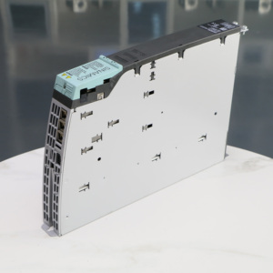 Módulo de Potencia SIMODRIVE S12 6SL3120-1TE13-0AA3 Nuevo o Usado, Piezas de Repuesto - Product Image 1