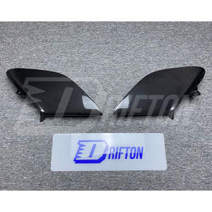 Embellecedor de ventilación lateral de fibra de carbono de alta calidad para Ferrari 488 GTB - Product Image 3