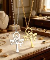 Collier en or 18 carats plaqué PVD avec pendentif Ankh, croix, œil d'Horus creux et pyramide, amulette de protection égyptienne ancienne