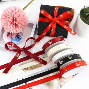ริบบิ้นซาตินลายหัวใจสีทองหลากสี ขนาด 1 ซม. ยาว 10 หลา สำหรับห่อของขวัญวาเลนไทน์และตกแต่งงานแต่งงาน - Product Image 1