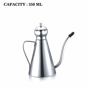 Restaurant High-quality Stainless Steel Cone Oil <strong>Pot</strong> Leak-proof Kitchen Household Soy <strong>Sauce</strong> <strong>Pot</strong> Small Vinegar <strong>Pot</strong> Oiler - Product Image 4