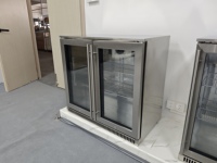 Nouvelle arrivée Mini Bar Réfrigérateur 2 portes Vitrine Congélateur Refroidissement par air à température unique Armoire de refroidissement de barre arrière