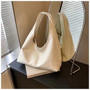 Sac fourre-tout unisexe en cuir PU 2025, grande capacité, fermeture à bouton, imperméable, durable, tendance, portable - Product Image 4