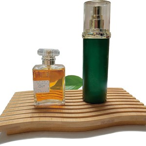 Plateau de rangement en bois pour lavabo de salle de bain, design minimaliste, couleur bois naturel, personnalisable, rangement de cuisine - Product Image 1