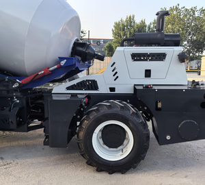 Camión Mezclador de Concreto Autocargable 4x4 de 2.6m3, JBC4000, Mezclador Hidráulico Diésel, en Oferta - Product Image 4