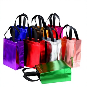 Sacs fourre-tout non tissés imprimés au laser, fabriqués en Chine, en stock, avec revêtement en aluminium et impression de logo disponible ; options multi-tailles pour le shopping - Product Image 1