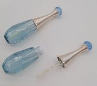 Emballage cosmétique personnalisé avec logo, flacon de gloss à lèvres bleu semi-transparent haut de gamme et conteneur de gloss à lèvres vide entièrement transparent en PETG