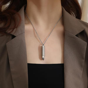 Punk tarzı mermi şekli paslanmaz çelik kremasyon kolye kolye evcil <span class=keywords><strong>Ashes</strong></span> <span class=keywords><strong>Ashes</strong></span> Urns külleri için altın renk takı - Product Image 4