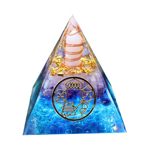 Kogiya Crystal Pyramid Resin Epoxy Craft Desktop Ornament With Internal Engraving Home Decoration <b>Gift</b> - Product Image 5